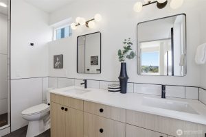 Bath3